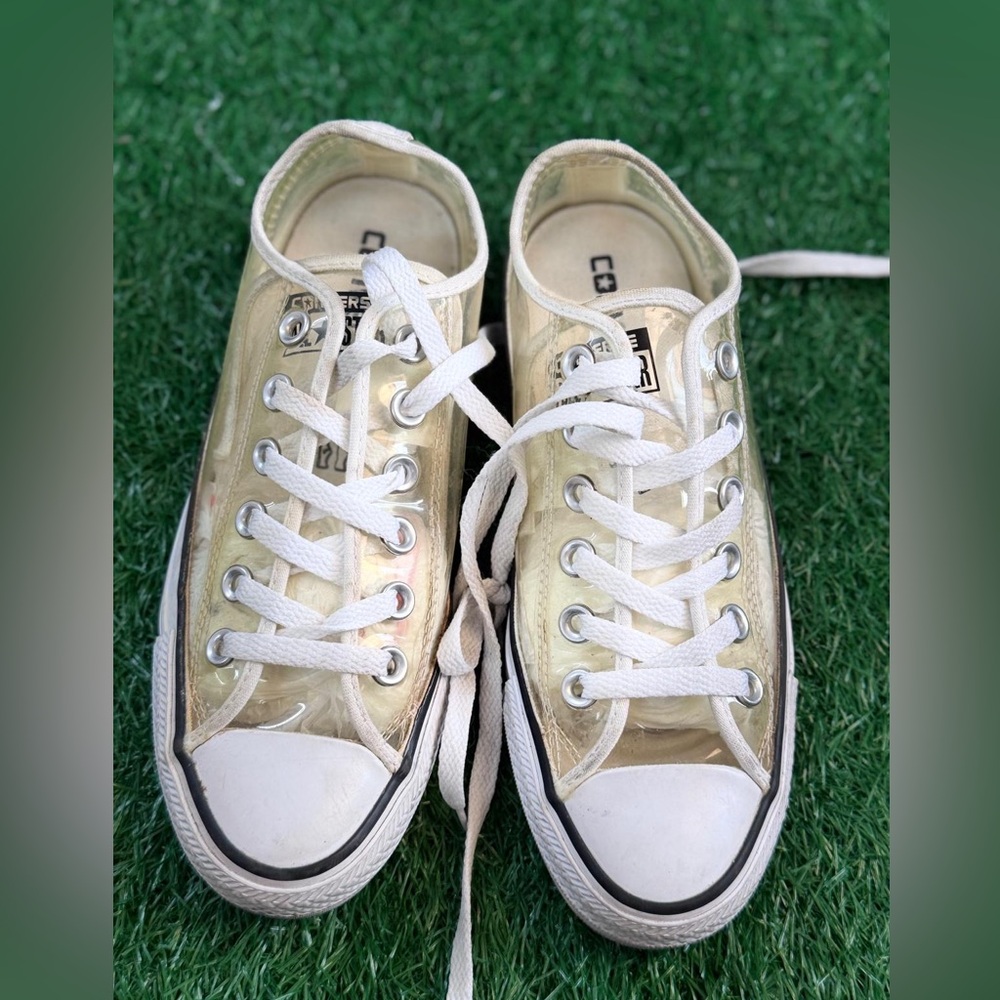 Gold‎ Converse Unisex Sneakers M-4.5 W-6.5